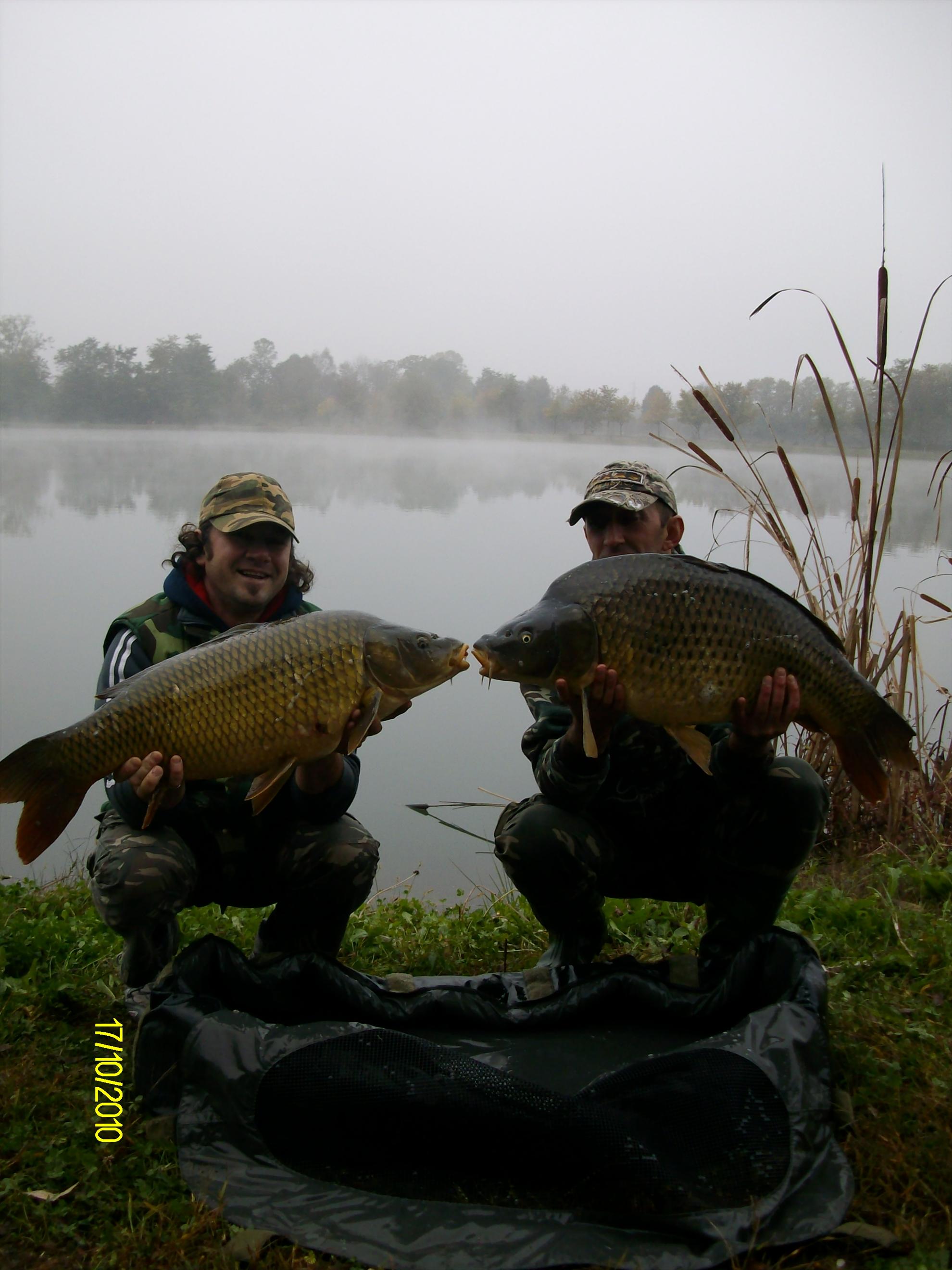 florian tanasa  Partide de pescuit cu prietenii. - 311.JPG